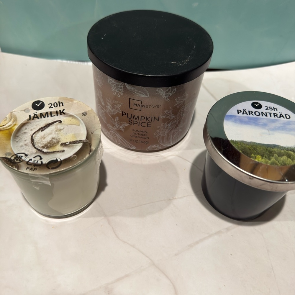 Mainstays Pumpkin Spice Candle - Black and Brown and 2 More